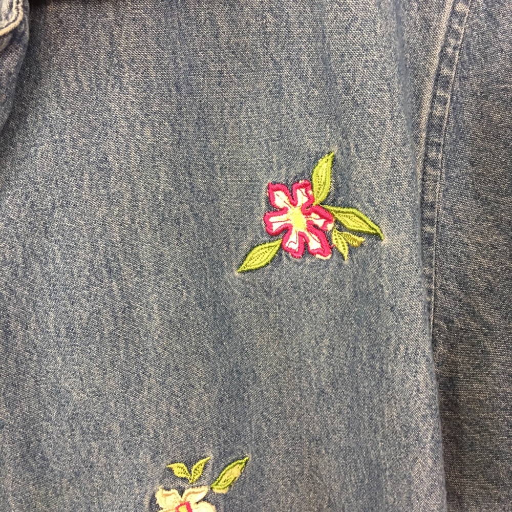 Denim & Co Top Jean Shirt Sz L Button Down Floral - Picture 2 of 6